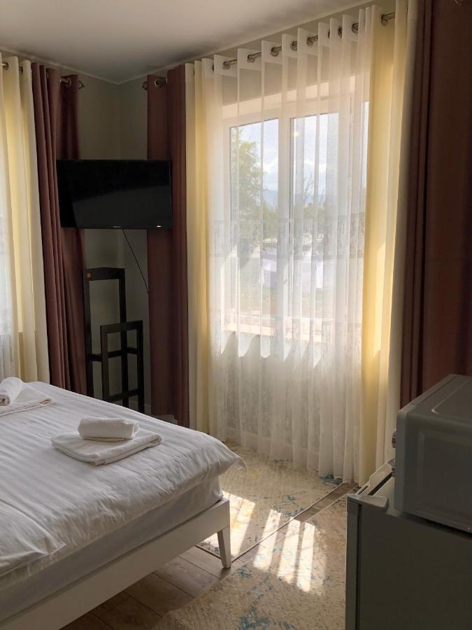 Ferienwohnung Vavilon Karakol Exterior foto